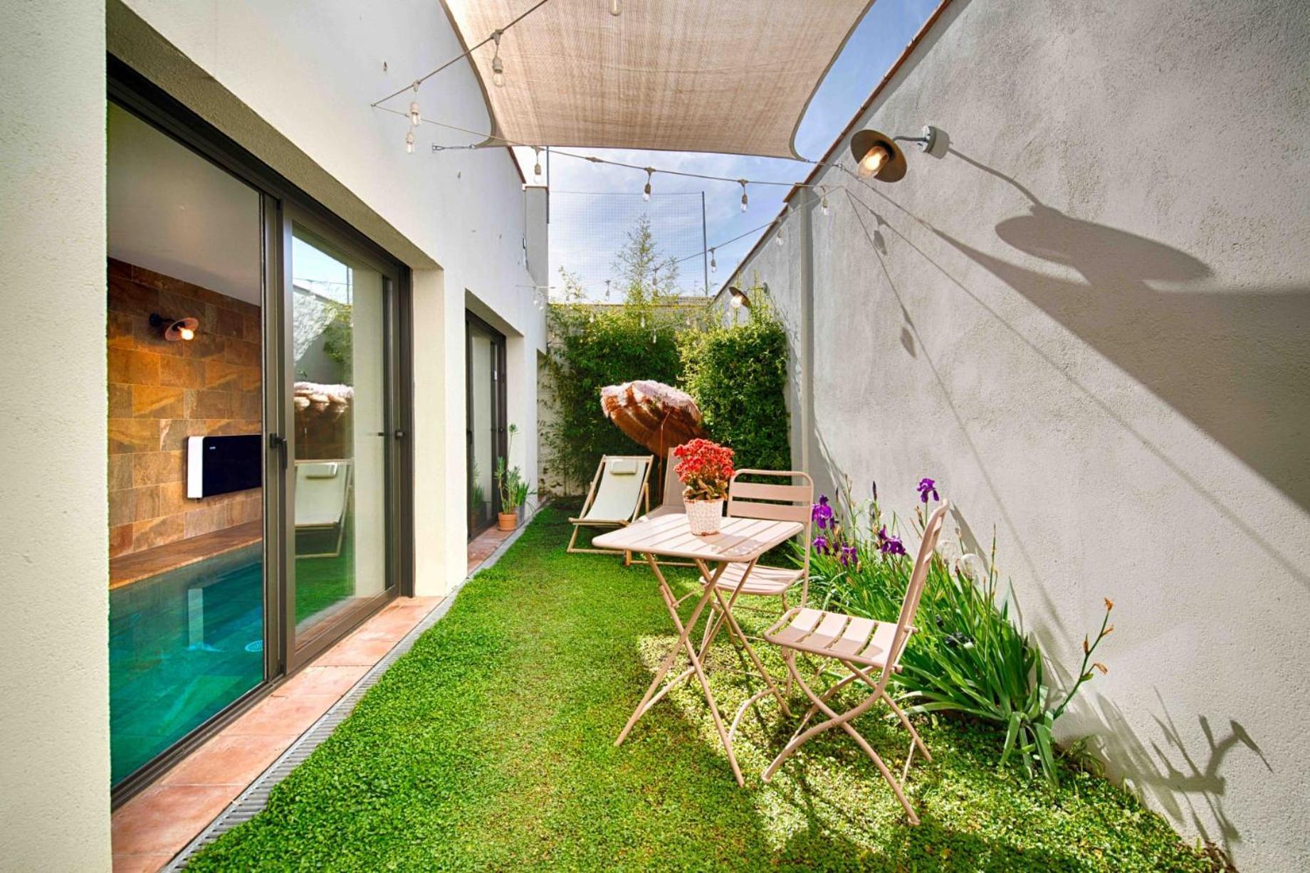 Апартаменты Loft Con Piscina Climatizada De Agua Salada Y Parking En El Centro De Figueres Фигерас Экстерьер фото